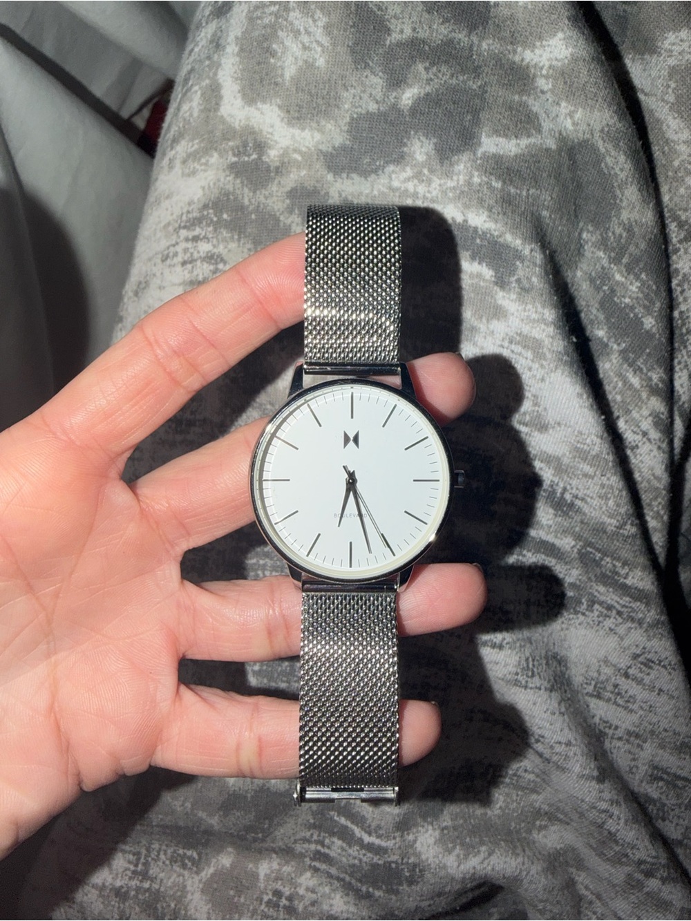 MVMT Silver Mesh Strap Minimalist Watch - Silver Dial